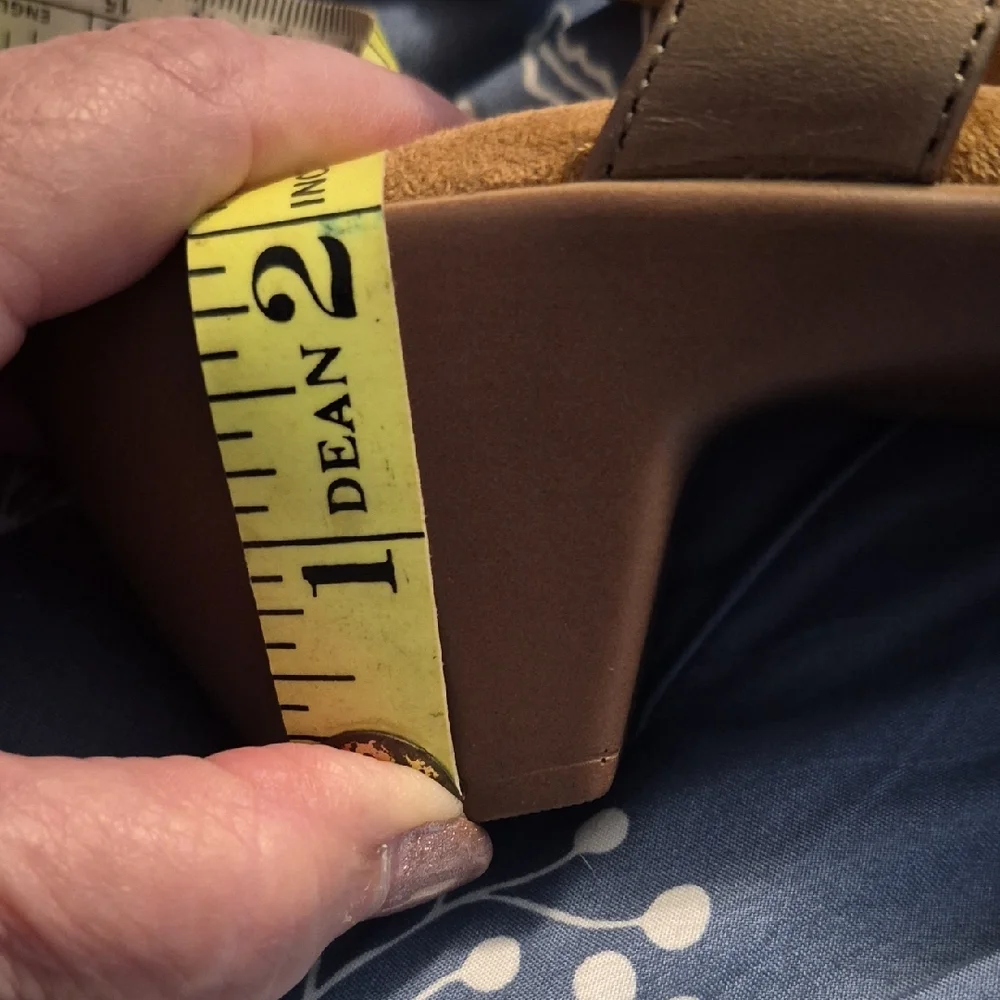 Comfortable Women's Brown Slingback Sandals - Picture 7 of 7